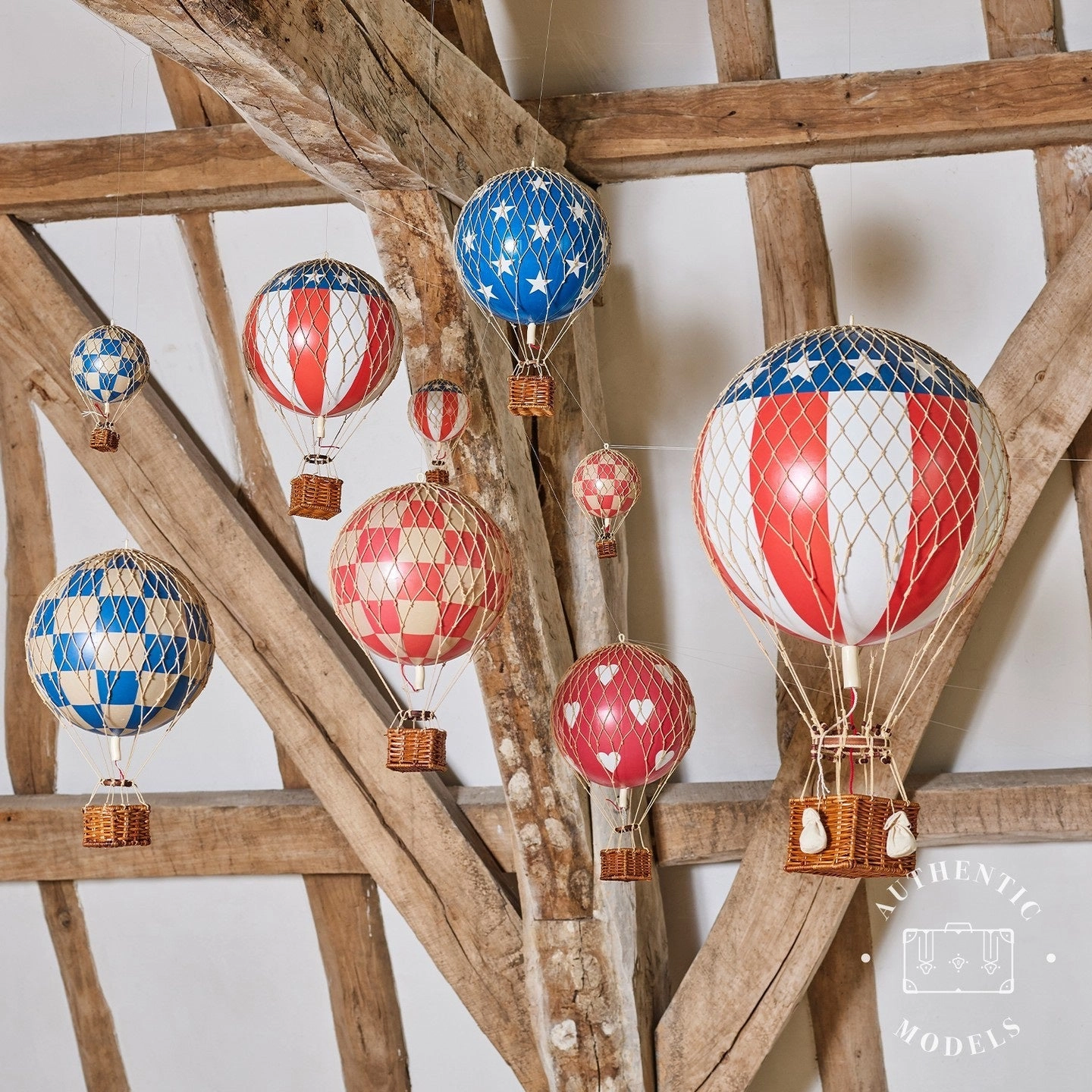 Authentic Models Royal Aero. Red Hearts - Hot Air Balloon Hanging Decor - 56cm
