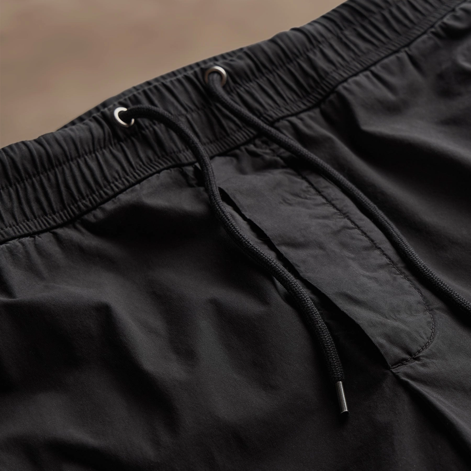 Parachute Poplin Cargo Short - Black