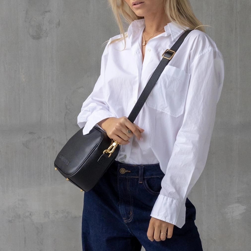 Sidekick Leather Crossbody Bag -- Black