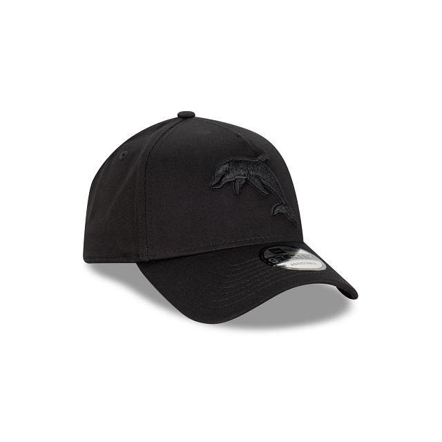 The Dolphins NRL Essentials Black on Black 9FORTY A-Frame Snapback